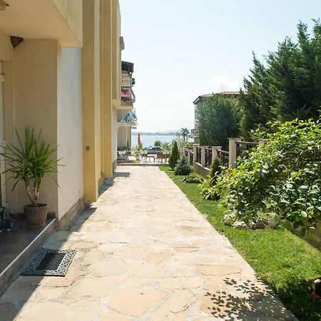лагуна Hotell Tjernomorets