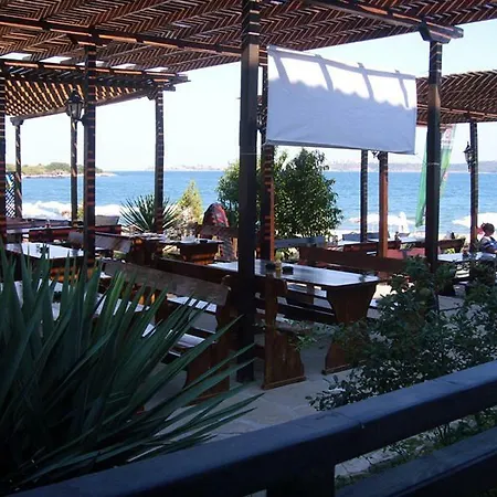 מלון лагуна צ'רנומורץ