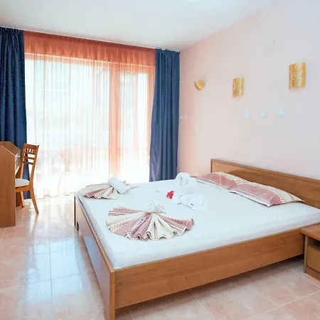 лагуна מלון 3*