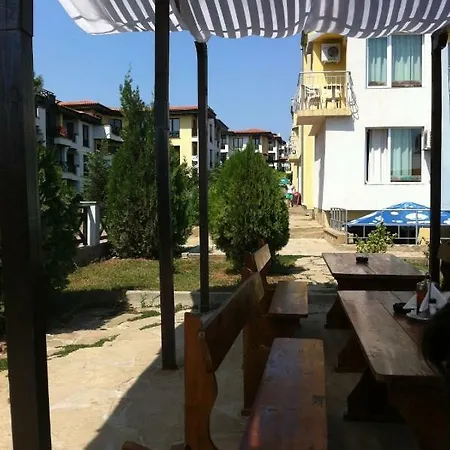 מלון лагуна צ'רנומורץ