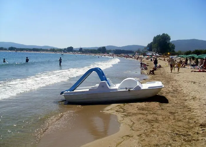 лагуна فندق